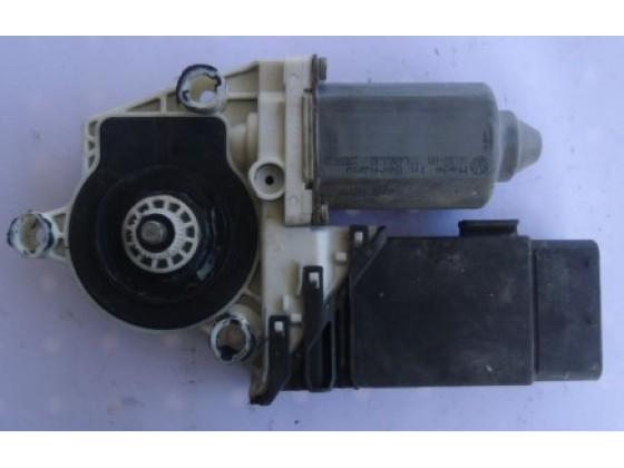 Motor Elevador Vidro Frente Esquerdo Volkswagen Golf IV mev220